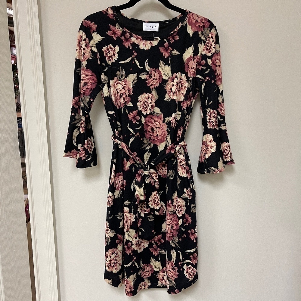NWT Emelia: Women’s Black, Pink, Tan, Floral Bell Sleeve Dress, Size S
